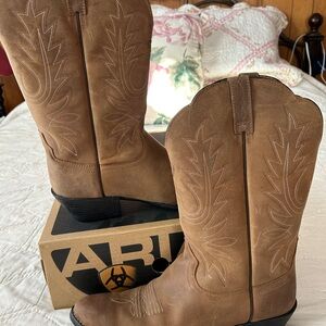 Ariat Heritage Western R-Toe Western Boots